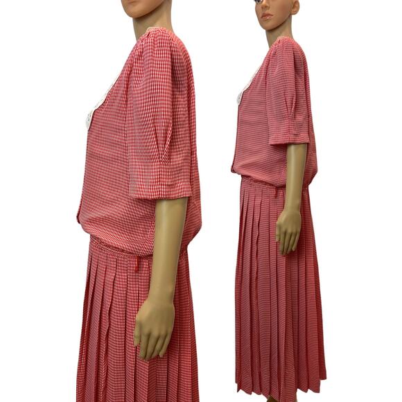 80s 90s Red & White Gingham Midi Dress | Pleated Skirt | Irish Linen Collar - Picture 10 of 10